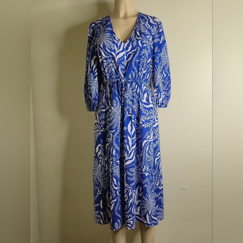 H&M Blue and White Patterned Dress